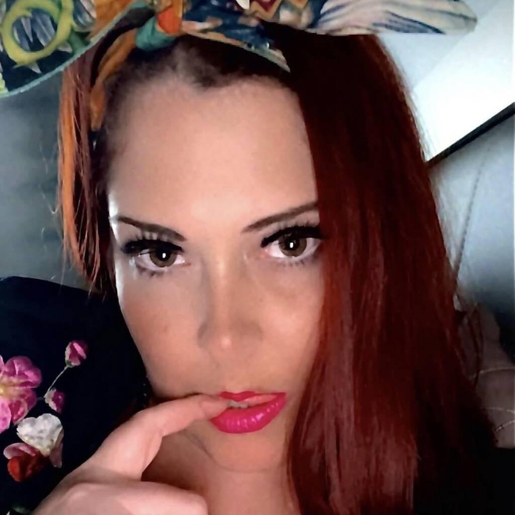 
                        LadyM & CHAMPION
                     is Female Escorts. | Niagara | Ontario | Canada | canadatopescorts.com 