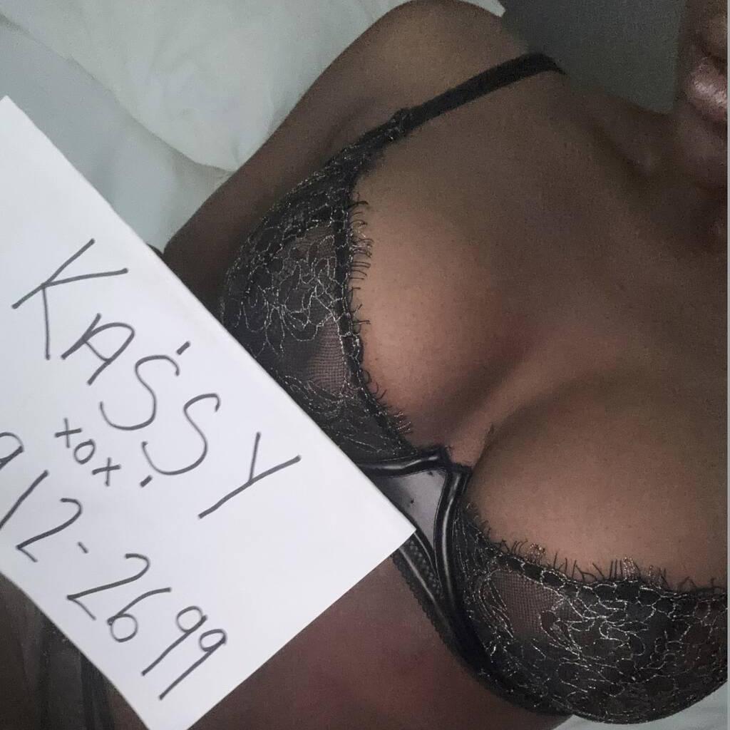 
                        Kassyy
                     is Female Escorts. | Winnipeg | Manitoba | Canada | canadatopescorts.com 