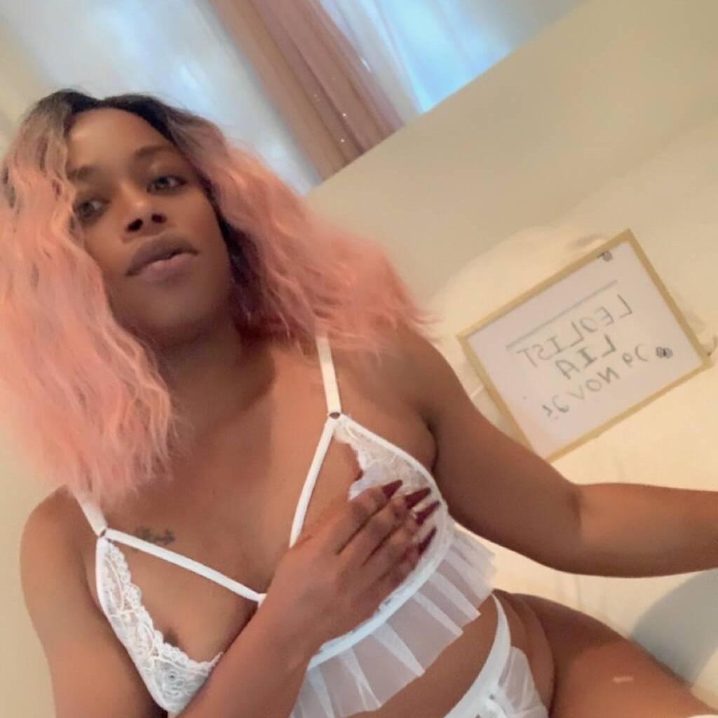 
                        Liia
                     is Female Escorts. | Montreal | Quebec | Canada | canadatopescorts.com 