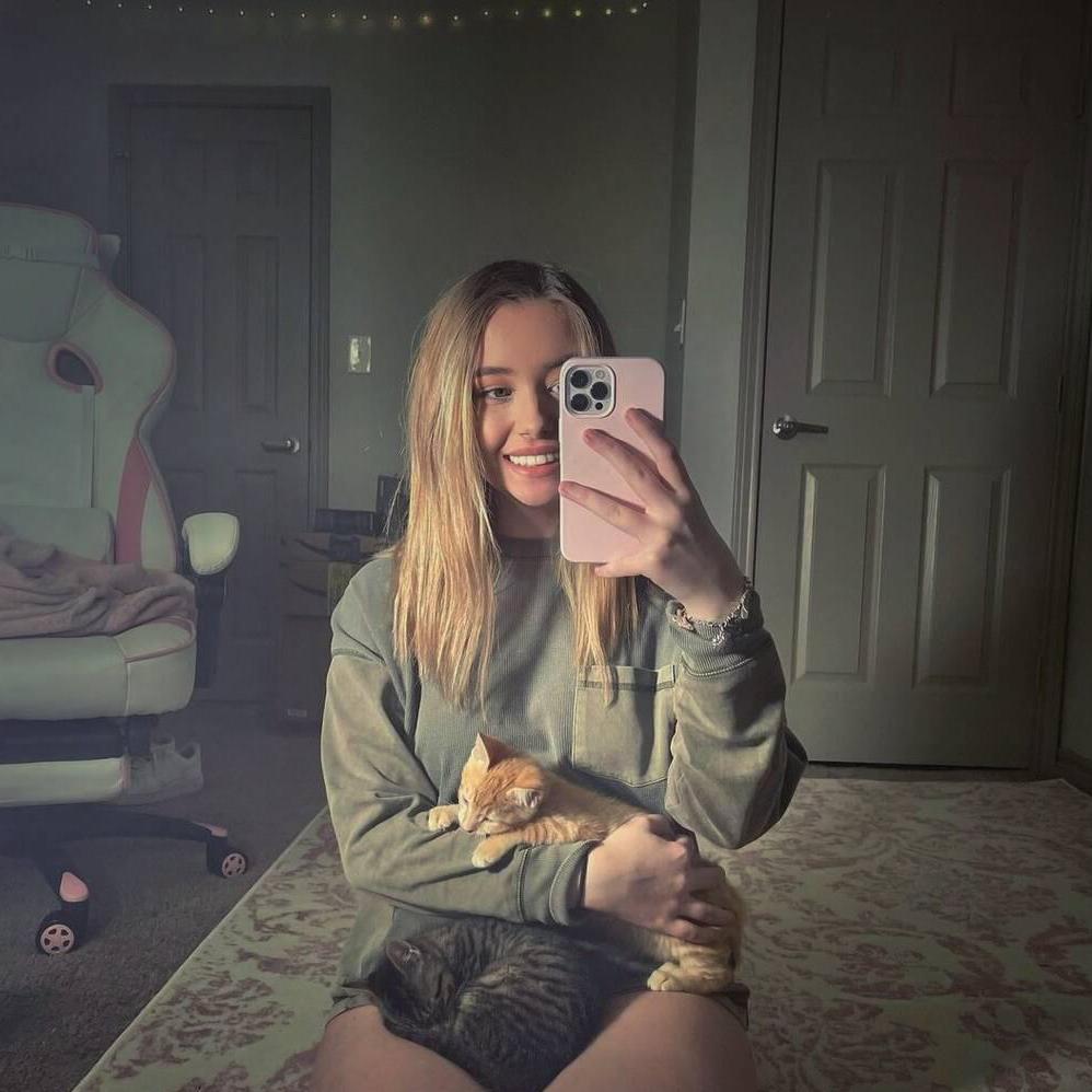 
                        Melissa
                     is Female Escorts. | Prince George | British Columbia | Canada | canadatopescorts.com 