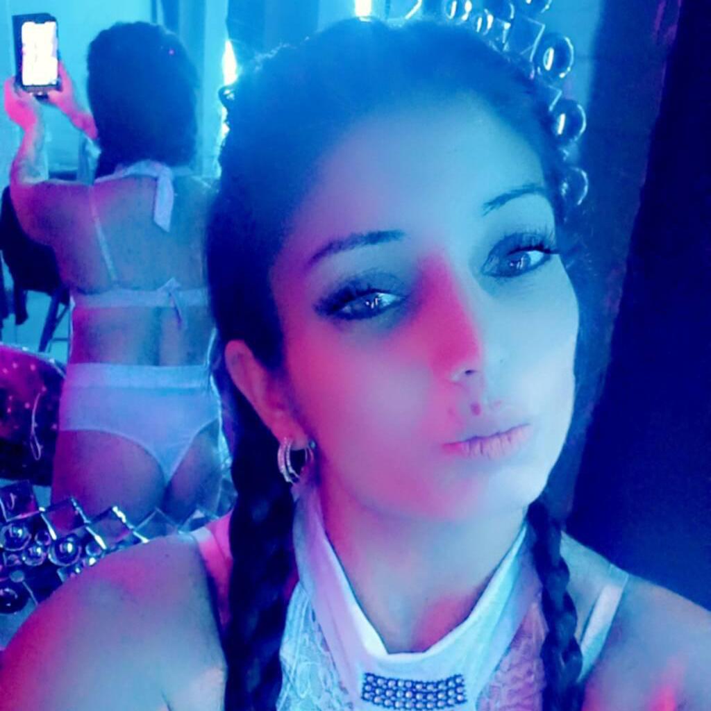 
                        Mariann
                     is Female Escorts. | Hamilton | Ontario | Canada | canadatopescorts.com 