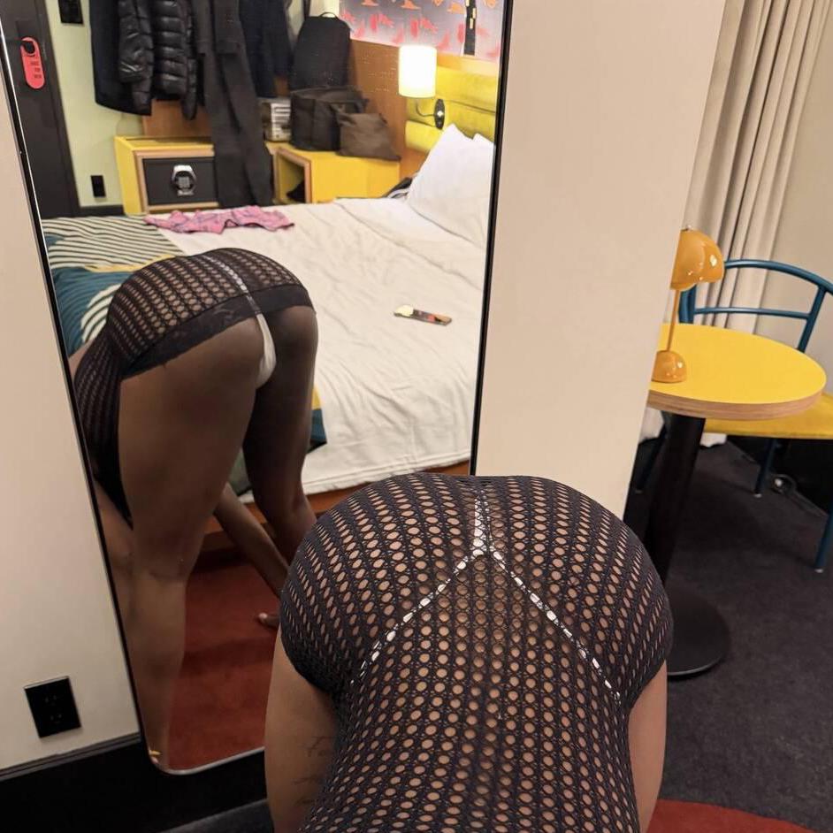 
                        Jada
                     is Female Escorts. | Sarnia | Ontario | Canada | canadatopescorts.com 