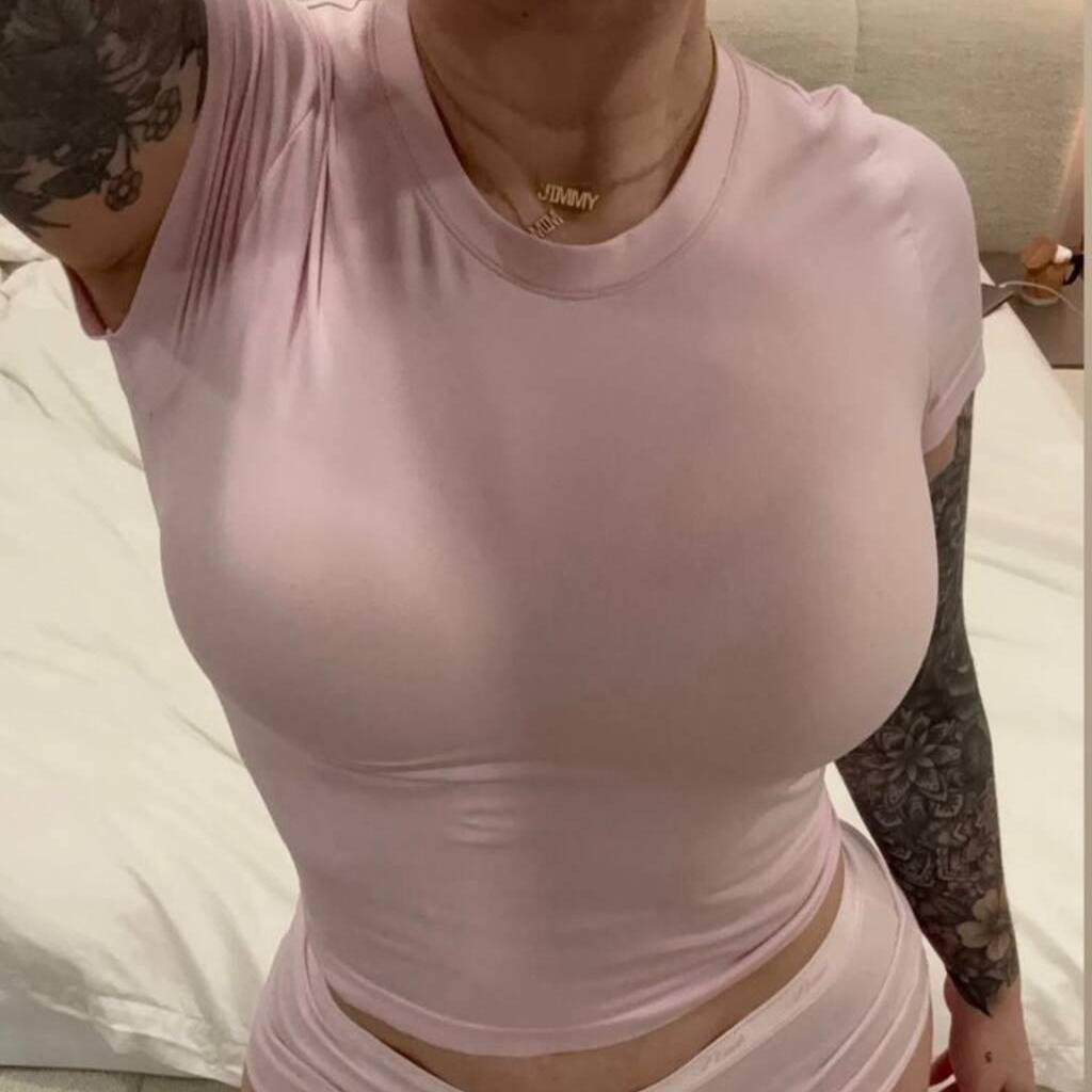 
                        Brett
                     is Female Escorts. | Thunder Bay | Ontario | Canada | canadatopescorts.com 