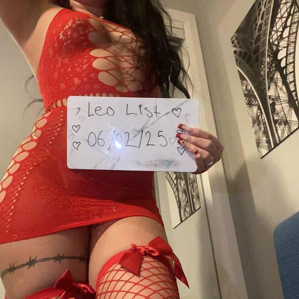 
                        Jade
                     is Female Escorts. | Quebec City | Quebec | Canada | canadatopescorts.com 