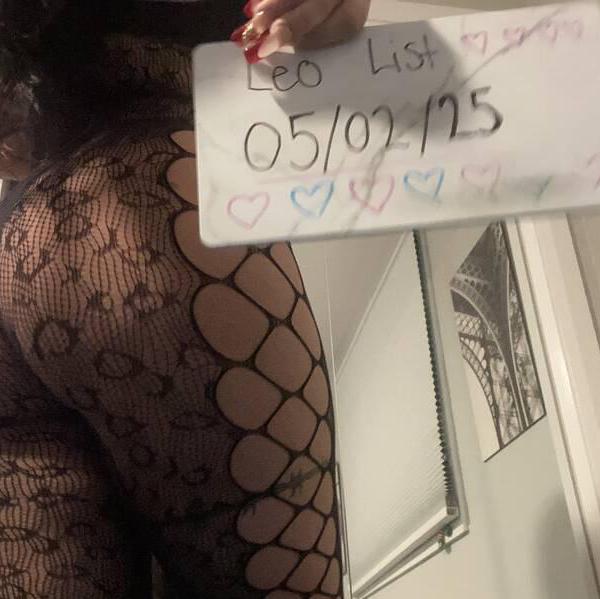 
                        Jade
                     is Female Escorts. | Quebec City | Quebec | Canada | canadatopescorts.com 