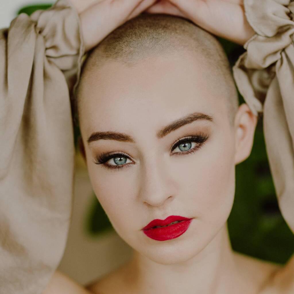 
                        Darla DeVeaux
                     is Female Escorts. | Nanaimo | British Columbia | Canada | canadatopescorts.com 