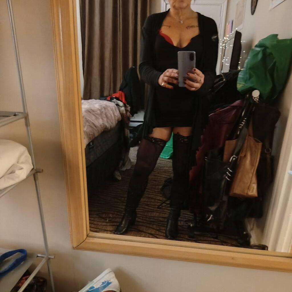 
                        Veronica
                     is Female Escorts. | Fredericton | New Brunswick | Canada | canadatopescorts.com 