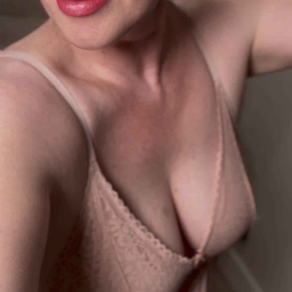 
                        Ms.Night
                     is Female Escorts. | Chatham | Ontario | Canada | canadatopescorts.com 