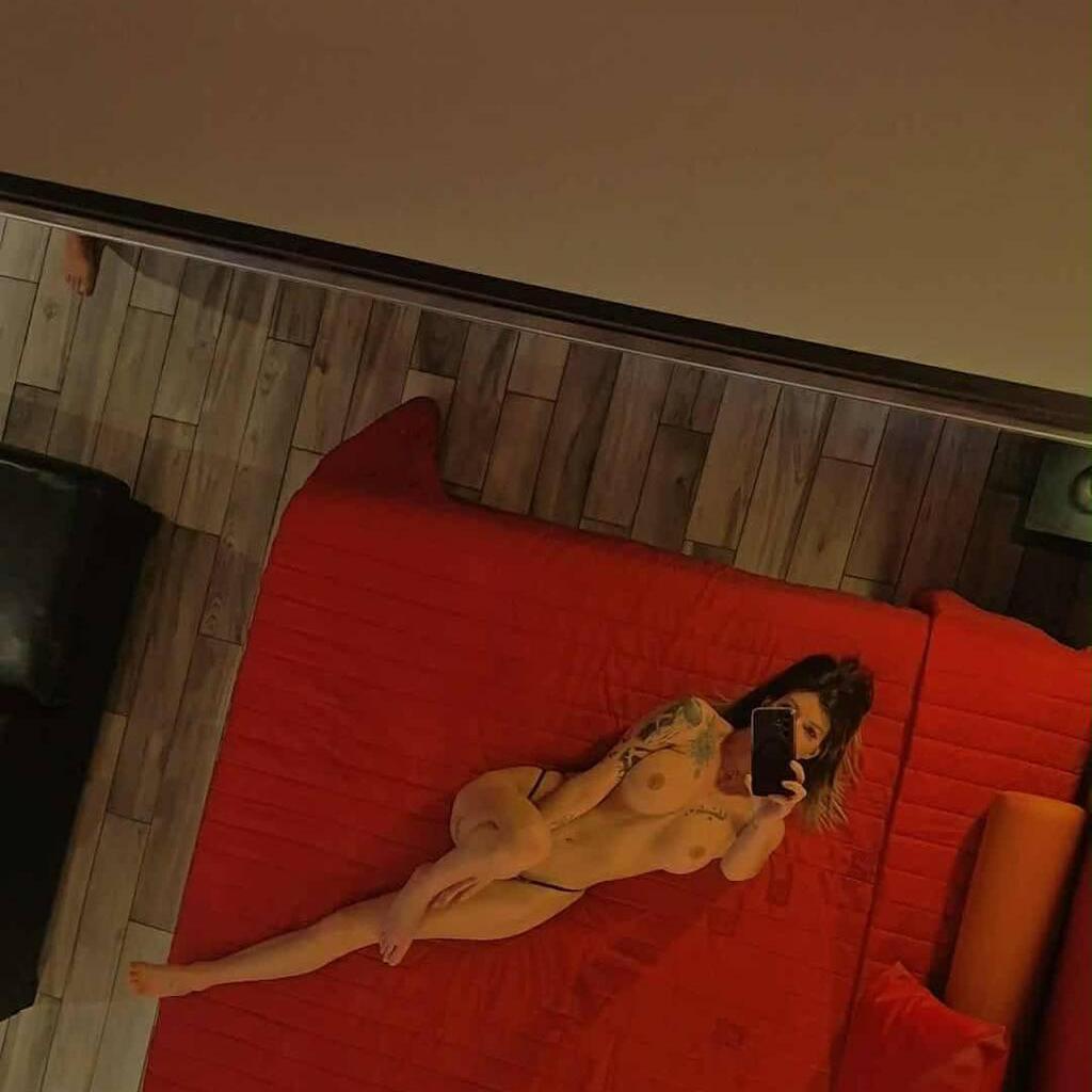 
                        LILI
                     is Female Escorts. | Montreal | Quebec | Canada | canadatopescorts.com 