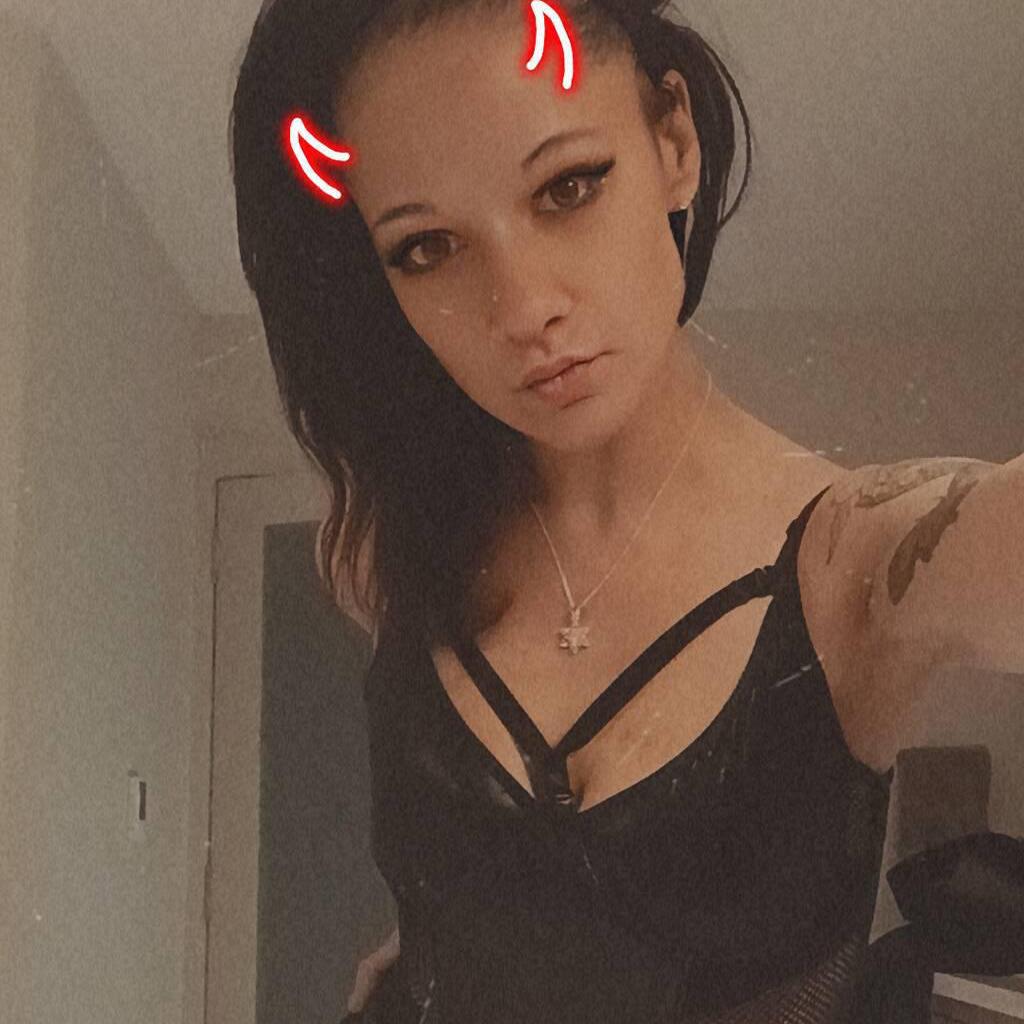 
                        Mercedes
                     is Female Escorts. | Barrie | Ontario | Canada | canadatopescorts.com 