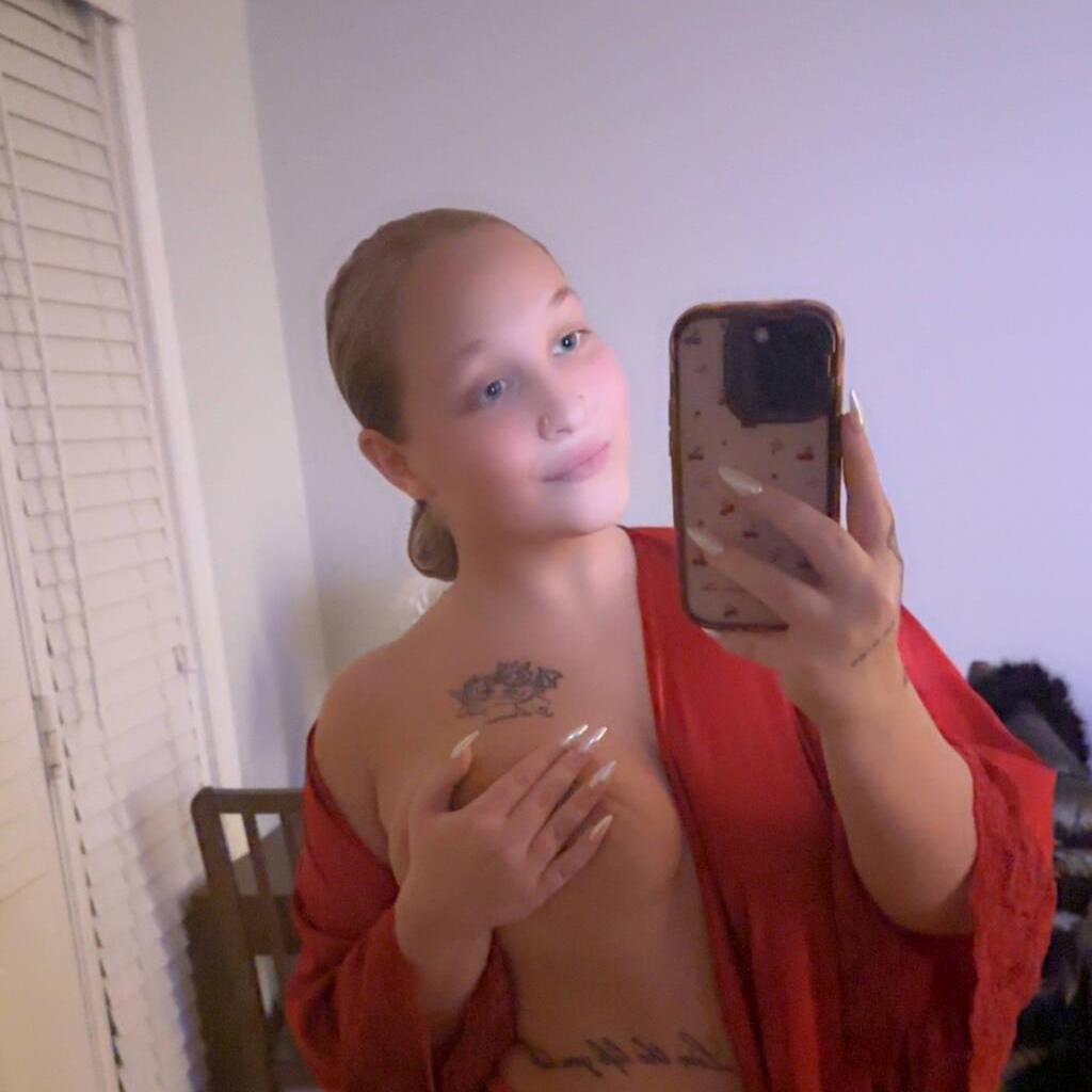 
                        Sweetlove
                     is Female Escorts. | Quebec City | Quebec | Canada | canadatopescorts.com 