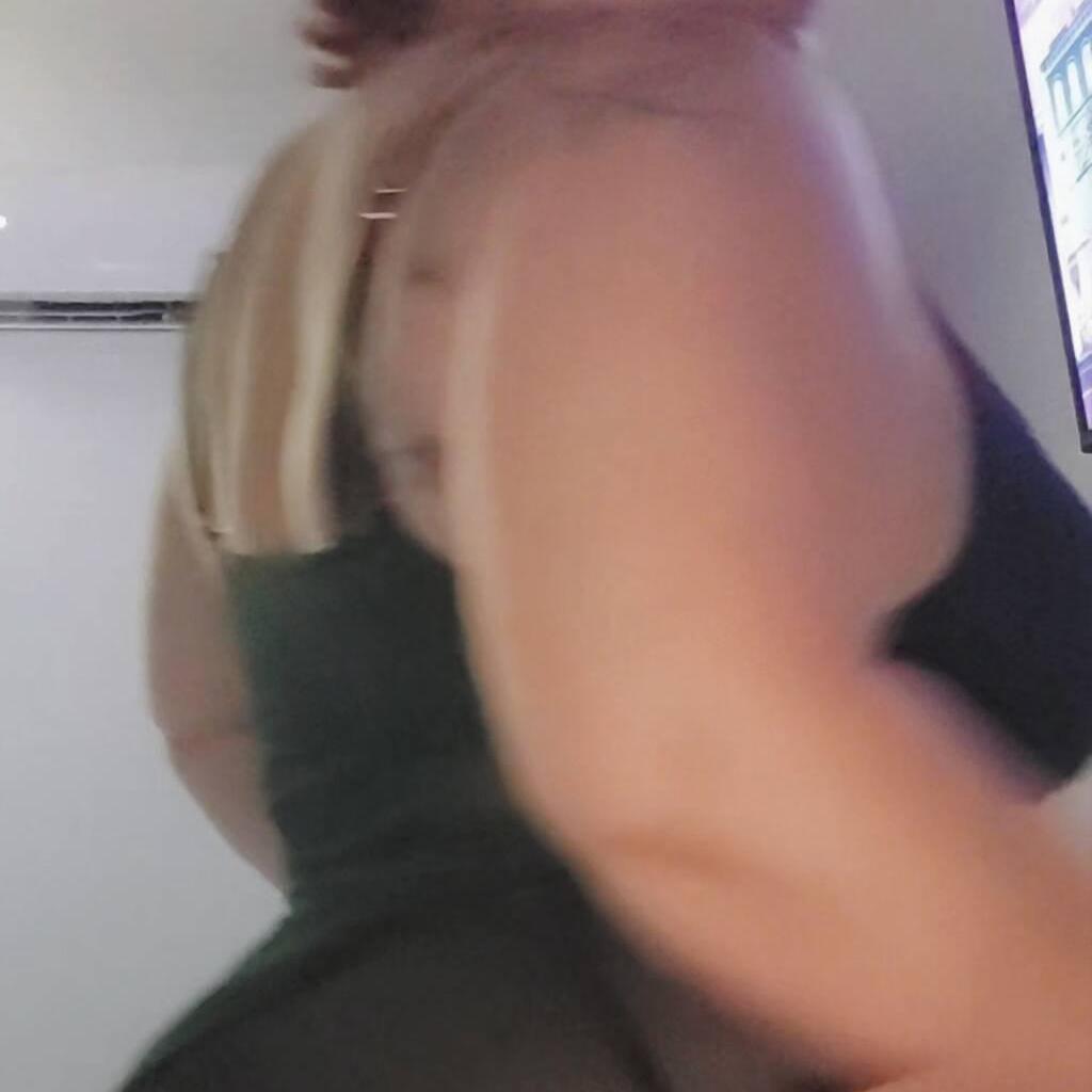 
                        Amber Meow
                     is Female Escorts. | Montreal | Quebec | Canada | canadatopescorts.com 