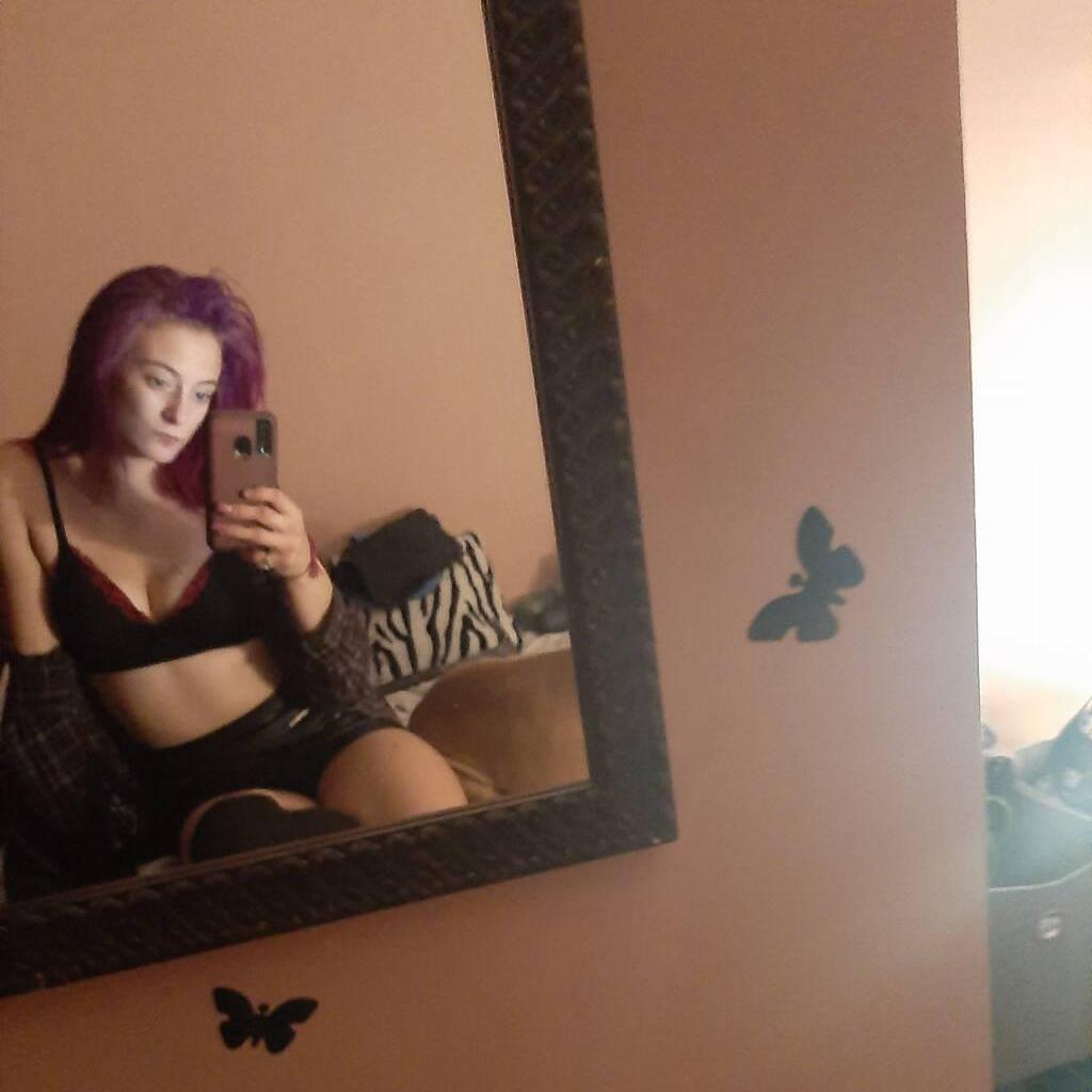 
                        Maddy
                     is Female Escorts. | Calgary | Alberta | Canada | canadatopescorts.com 