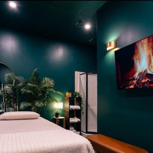 
                        Seraphine Scarlett-Rose
                     is Female Escorts. | Calgary | Alberta | Canada | canadatopescorts.com 