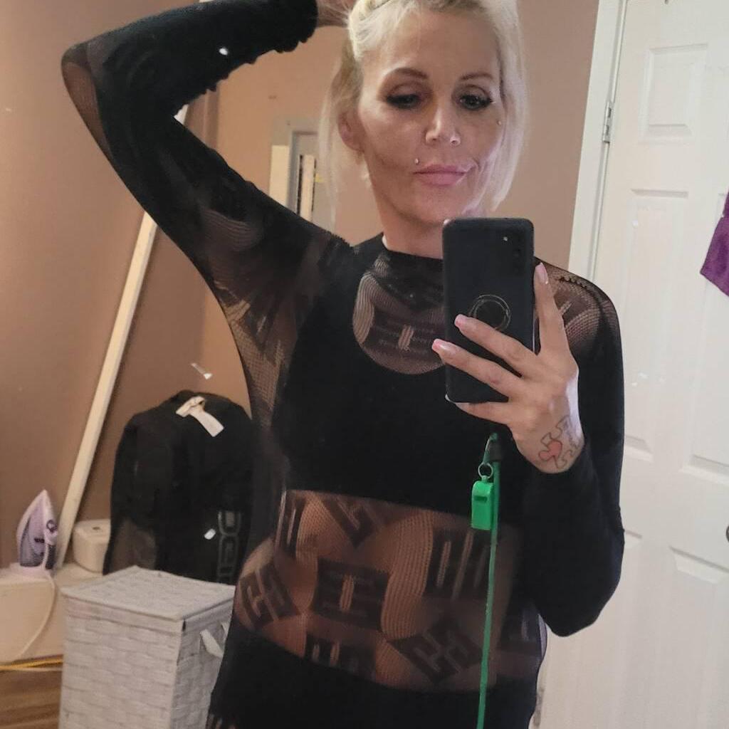 
                        Amber
                     is Female Escorts. | Abbotsford | British Columbia | Canada | canadatopescorts.com 