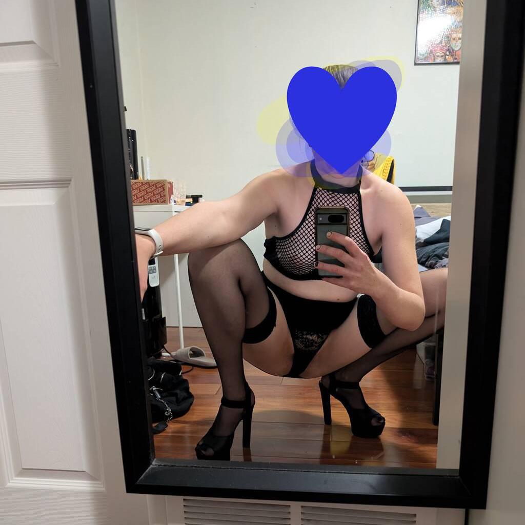 
                        Miss T
                     is Female Escorts. | Sunshine Coast | British Columbia | Canada | canadatopescorts.com 