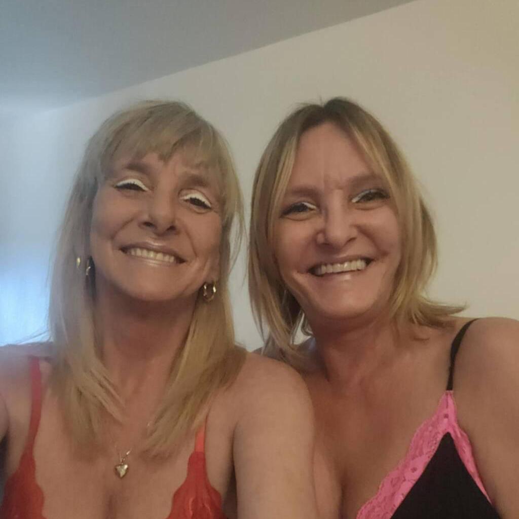 
                        Duo avec soeur
                     is Female Escorts. | Montreal | Quebec | Canada | canadatopescorts.com 