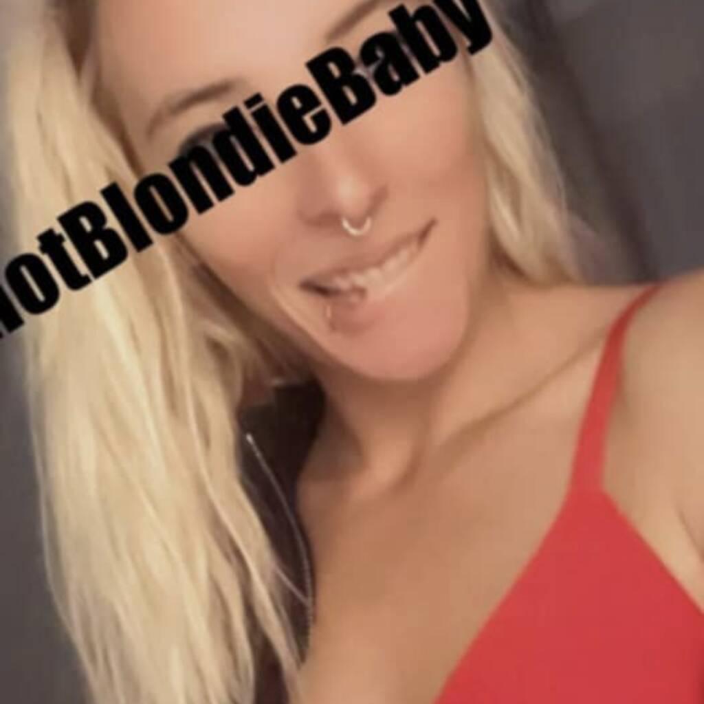 
                        sabrina
                     is Female Escorts. | Cornwall | Ontario | Canada | canadatopescorts.com 