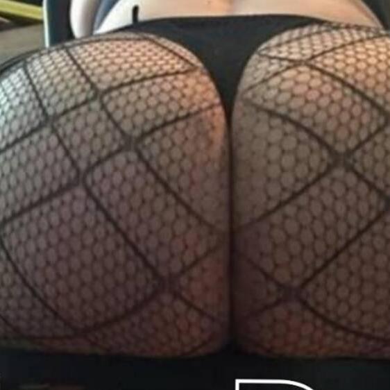 
                        Lyndaaa
                     is Female Escorts. | Niagara | Ontario | Canada | canadatopescorts.com 