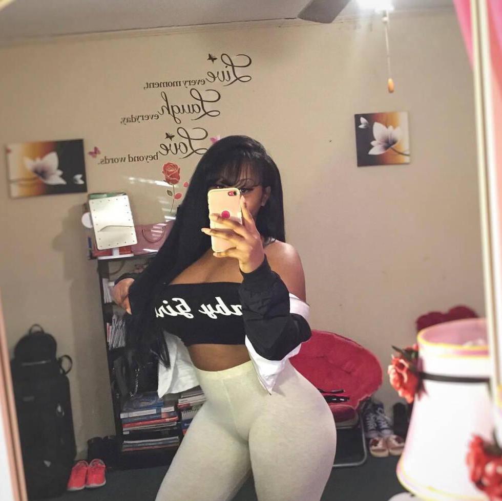 
                        LEXXX
                     is Female Escorts. | Saguenay | Quebec | Canada | canadatopescorts.com 