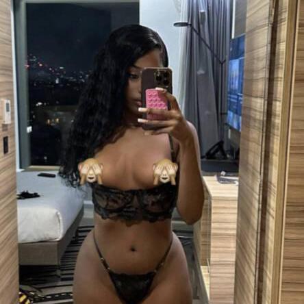 
                        Liyah
                     is Female Escorts. | Calgary | Alberta | Canada | canadatopescorts.com 