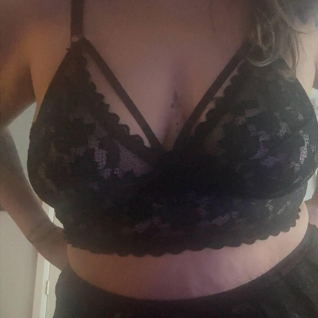 
                        Jasmine Love
                     is Female Escorts. | Niagara | Ontario | Canada | canadatopescorts.com 