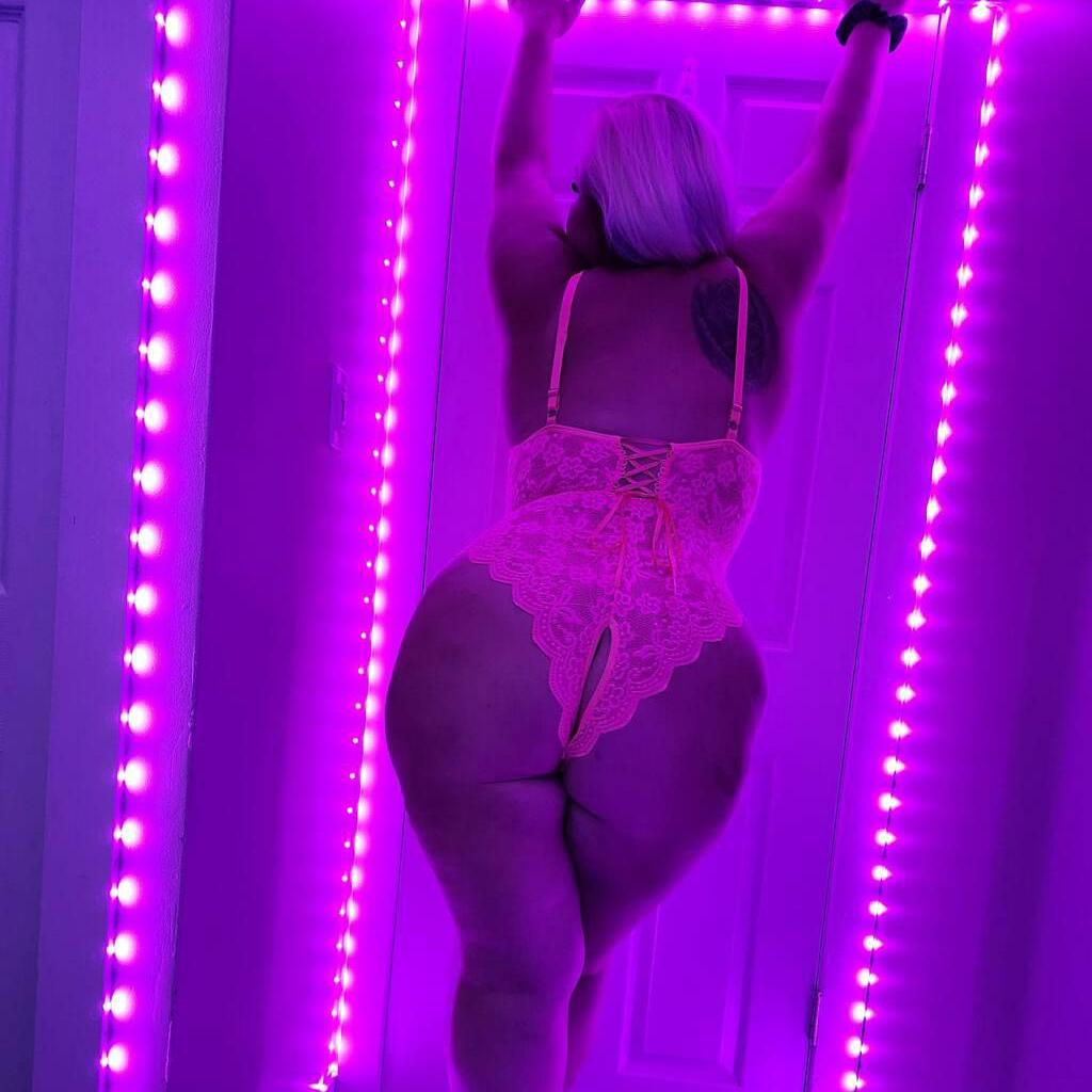 
                        Tatianna Squirtz
                     is Female Escorts. | Edmonton | Alberta | Canada | canadatopescorts.com 