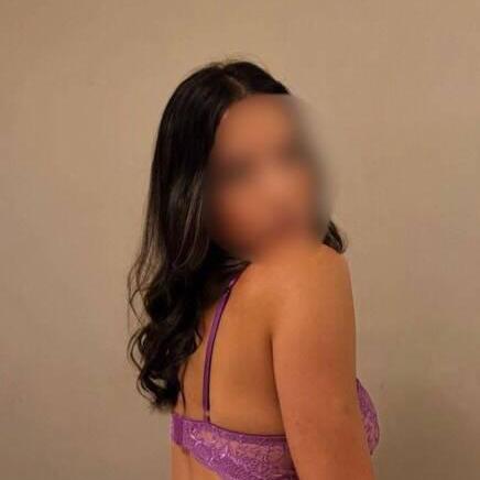 
                        Claire
                     is Female Escorts. | Montreal | Quebec | Canada | canadatopescorts.com 