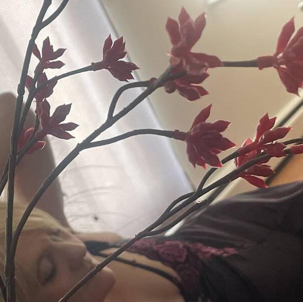 
                        sinderella
                     is Female Escorts. | Ft Mcmurray | Alberta | Canada | canadatopescorts.com 