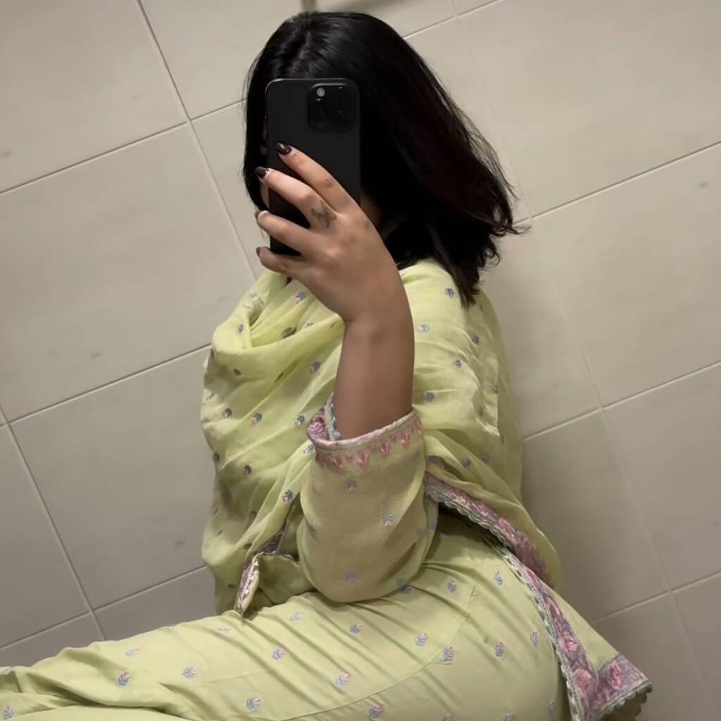 
                        Zoya
                     is Female Escorts. | Kitchener | Ontario | Canada | canadatopescorts.com 