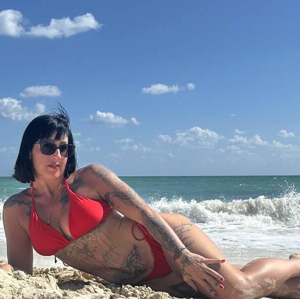 
                        Alicia
                     is Female Escorts. | Sherbrooke | Quebec | Canada | canadatopescorts.com 