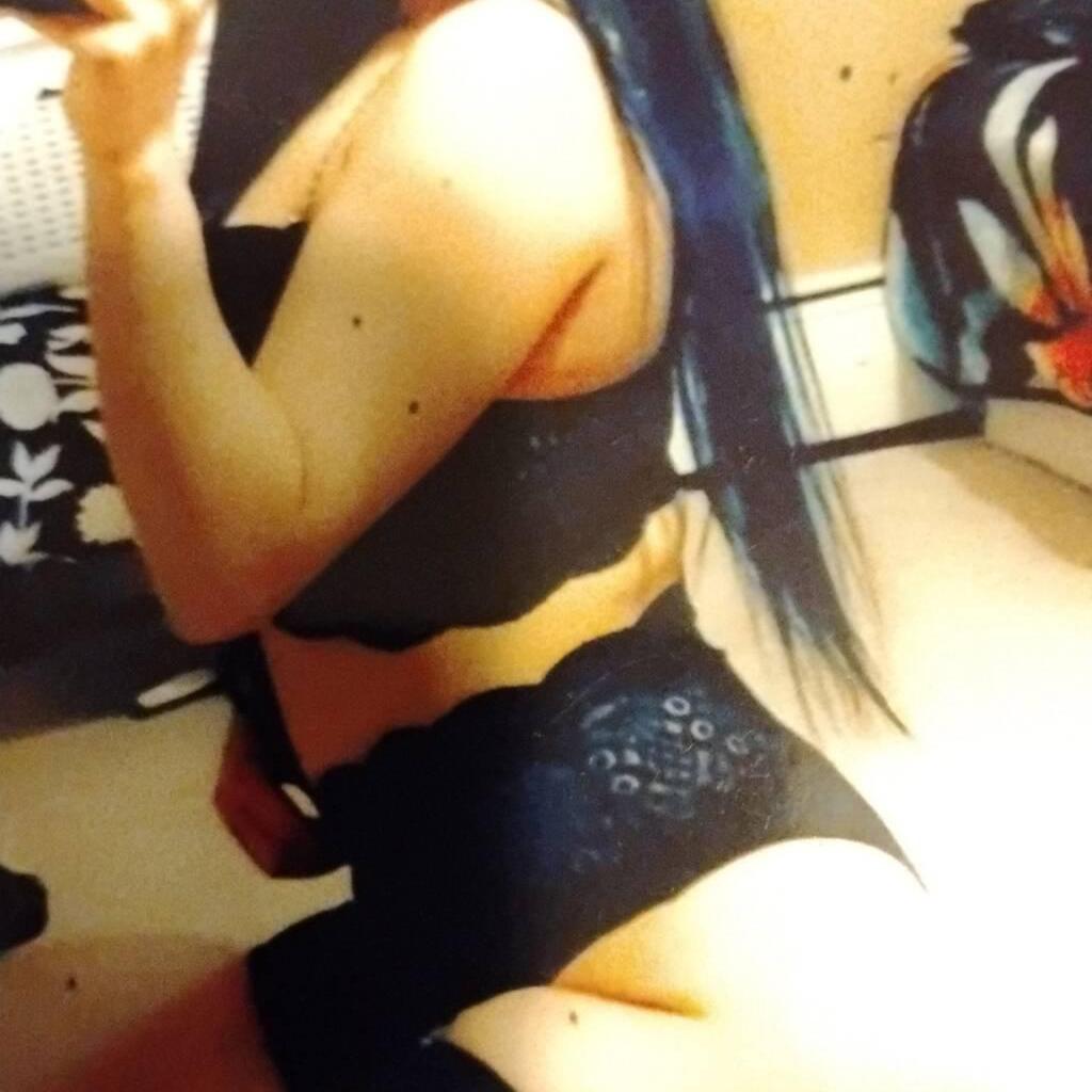 
                        Amber
                     is Female Escorts. | Regina | Saskatchewan | Canada | canadatopescorts.com 