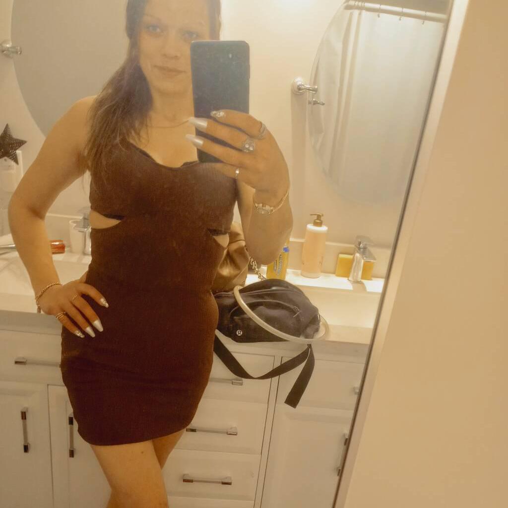 
                        Ninapie, Paige, Michelle
                     is Female Escorts. | Barrie | Ontario | Canada | canadatopescorts.com 