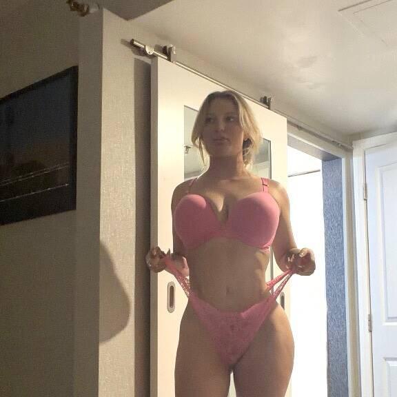 
                        Mila
                     is Female Escorts. | Cornwall | Ontario | Canada | canadatopescorts.com 