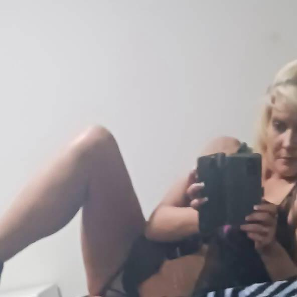 
                        Tiffany
                     is Female Escorts. | Vancouver | British Columbia | Canada | canadatopescorts.com 