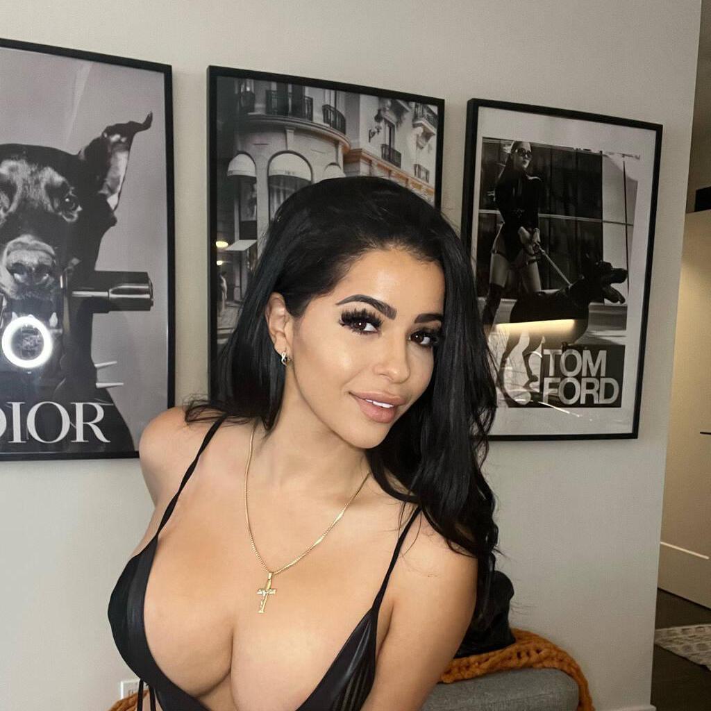 
                        Karina
                     is Female Escorts. | Calgary | Alberta | Canada | canadatopescorts.com 