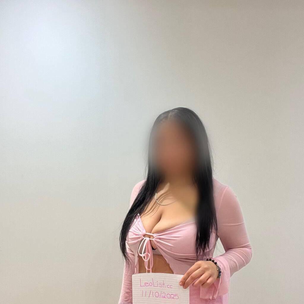 
                        Khloe
                     is Female Escorts. | St. John | New Brunswick | Canada | canadatopescorts.com 