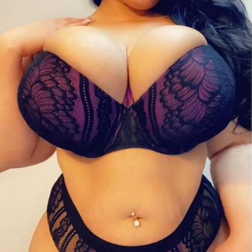 
                        Alana
                     is Female Escorts. | Sarnia | Ontario | Canada | canadatopescorts.com 