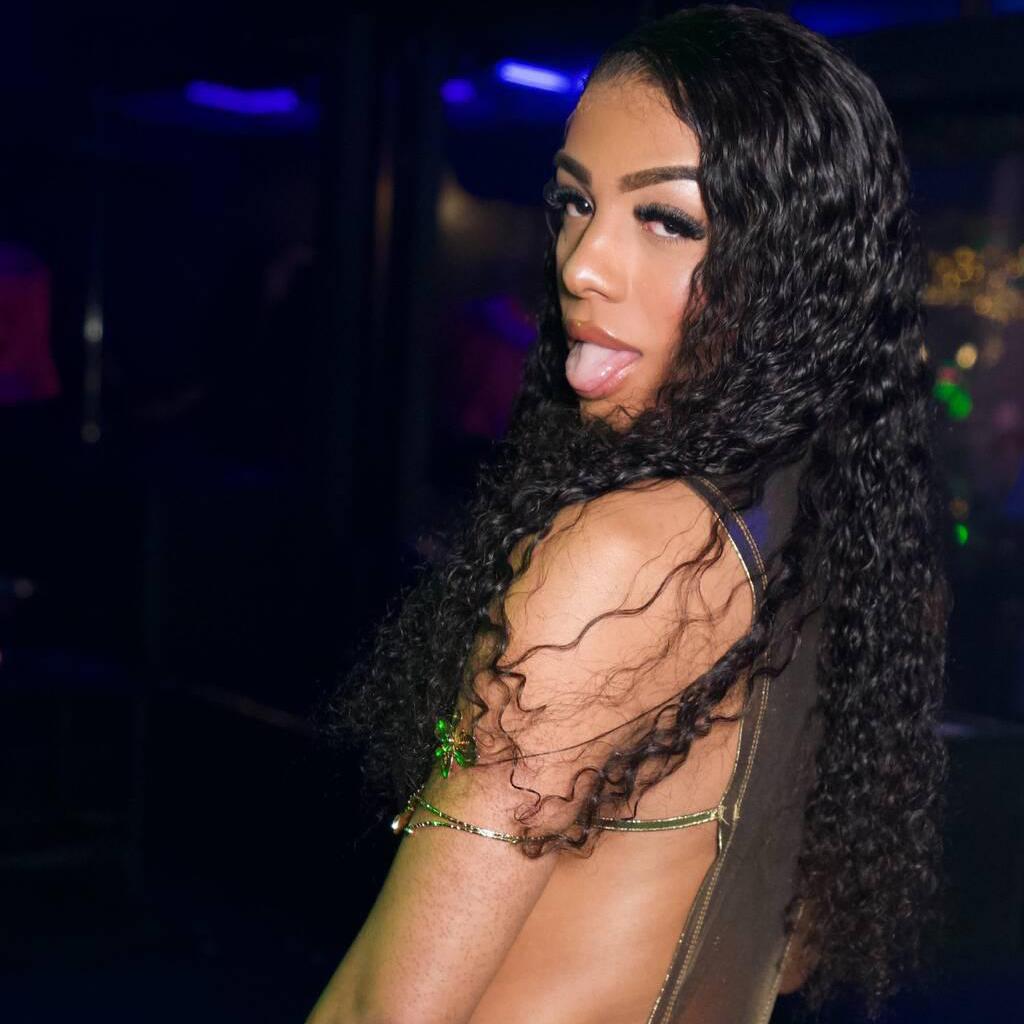 
                        Ts Céline - 514.216.5183
                     is Female Escorts. | Niagara | Ontario | Canada | canadatopescorts.com 