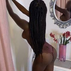 
                        Milan
                     is Female Escorts. | Regina | Saskatchewan | Canada | canadatopescorts.com 