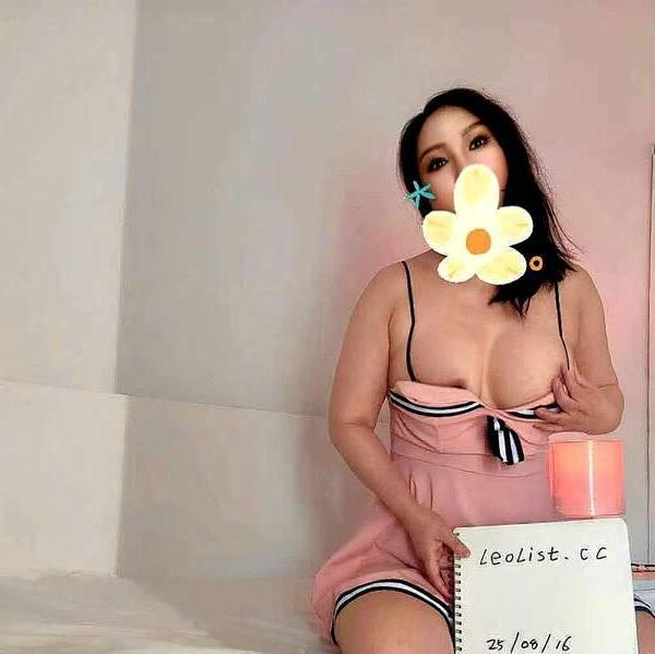 
                        Ming
                     is Female Escorts. | Montreal | Quebec | Canada | canadatopescorts.com 