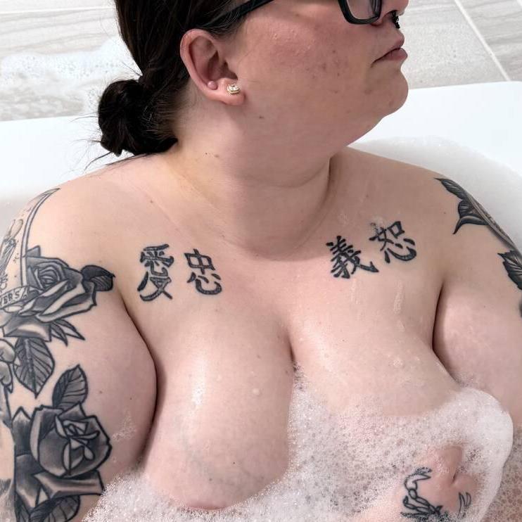 
                        Valerie
                     is Female Escorts. | Kitchener | Ontario | Canada | canadatopescorts.com 