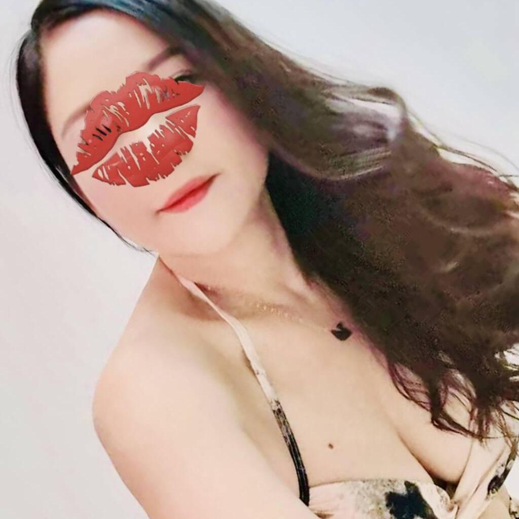 
                        Lisa and Summer
                     is Female Escorts. | Montreal | Quebec | Canada | canadatopescorts.com 