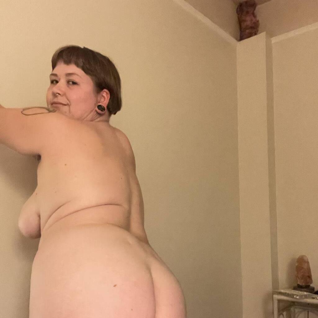 
                        Luna Lethe
                     is Female Escorts. | Sunshine Coast | British Columbia | Canada | canadatopescorts.com 