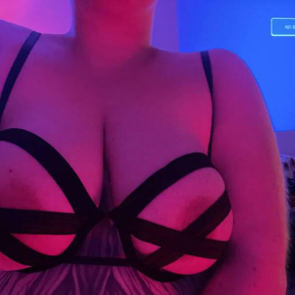 
                        Luna Lethe
                     is Female Escorts. | Sunshine Coast | British Columbia | Canada | canadatopescorts.com 