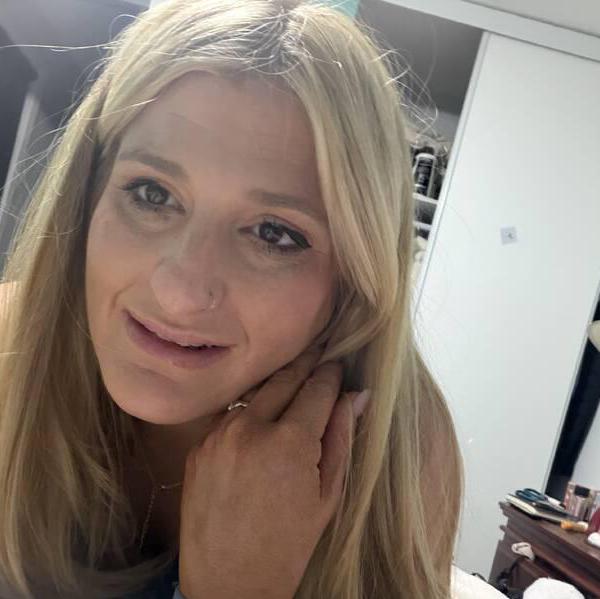 
                        Sparkles
                     is Female Escorts. | belleville | Ontario | Canada | canadatopescorts.com 