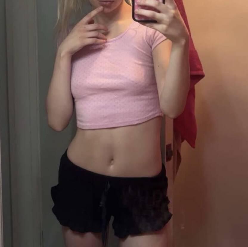 
                        Violet
                     is Female Escorts. | Barrie | Ontario | Canada | canadatopescorts.com 