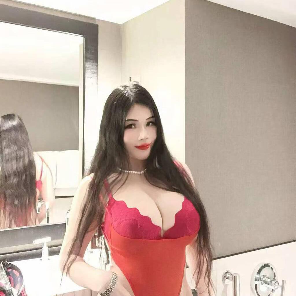 
                        Lina 604.  418 .2013
                     is Female Escorts. | Vancouver | British Columbia | Canada | canadatopescorts.com 