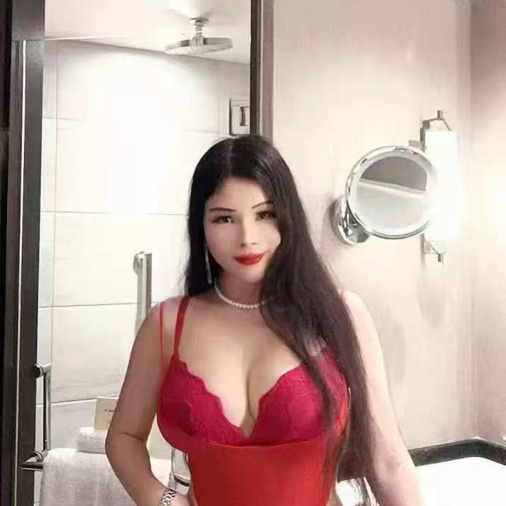 
                        Lina 604.  418 .2013
                     is Female Escorts. | Vancouver | British Columbia | Canada | canadatopescorts.com 