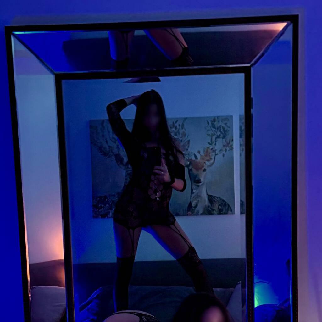 
                        Catarina&Victoria Moreno
                     is Female Escorts. | Toronto | Ontario | Canada | canadatopescorts.com 